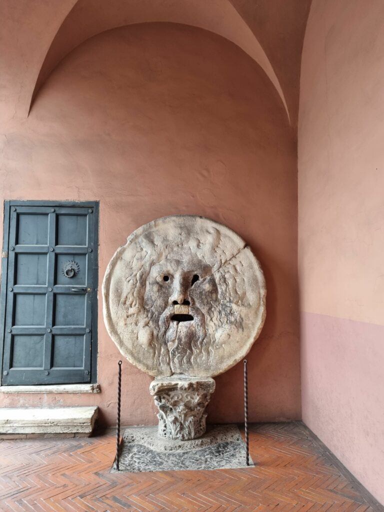 Usta Prawdy Rzym, Bocca della Verità, marmurowa maska, legenda