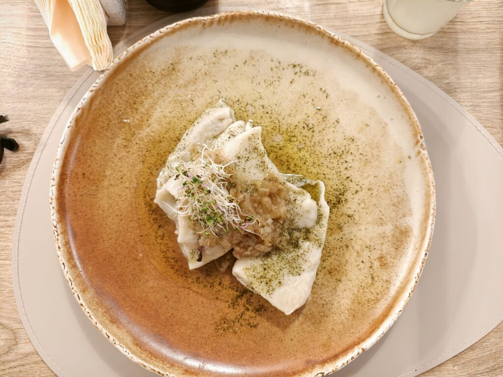 Bociany lubelskie - regionalne danie podane w restauracji Kryjówka Smaku w Puławach